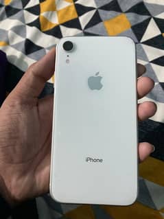 I phone xr 128 gb Lahore ma be deal ho gay ge f2f