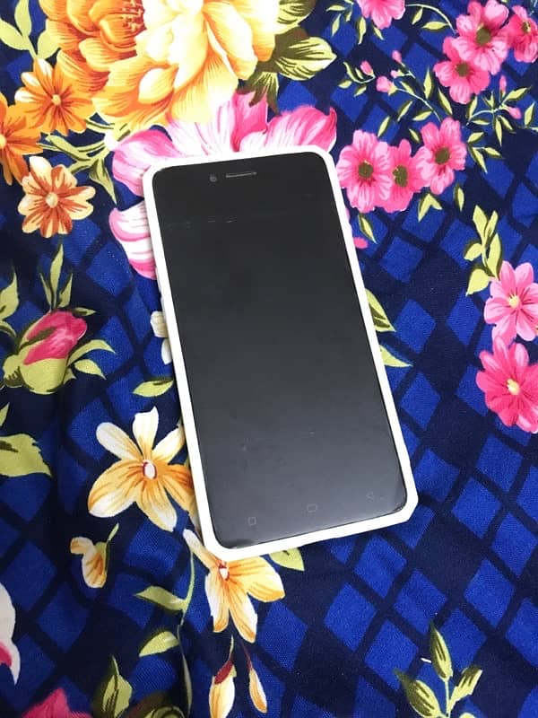 oppo a37 2 gb ram 16 gb memory normal used and hotspot  ka liya best h 1