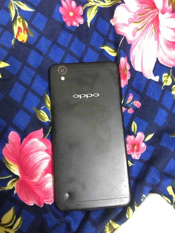 oppo a37 2 gb ram 16 gb memory normal used and hotspot  ka liya best h 3