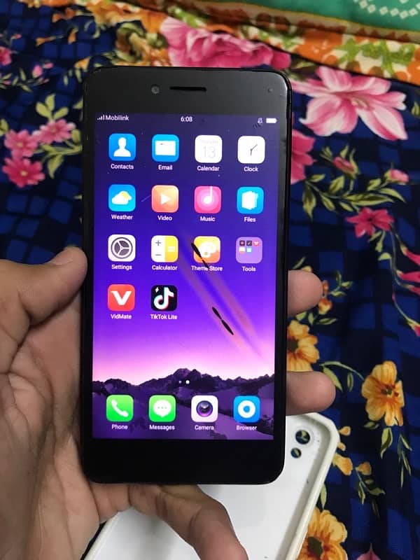 oppo a37 2 gb ram 16 gb memory normal used and hotspot  ka liya best h 5