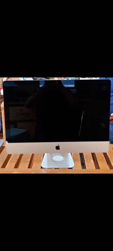 iMac 27" 2017, 2019 & 2020  Core i5, i7 & i9 with 4GB, 8GB & 16GB GPU 14