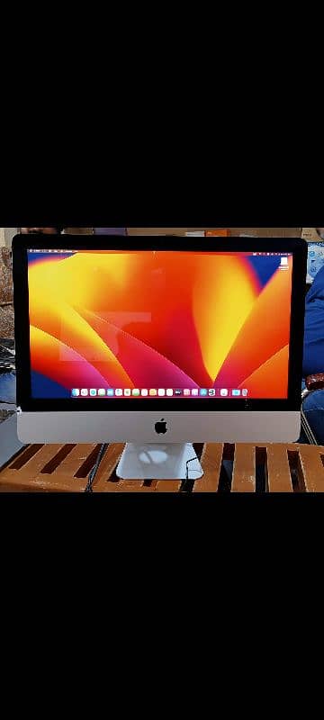 iMac 27" 2017, 2019 & 2020  Core i5, i7 & i9 with 4GB, 8GB & 16GB GPU 15