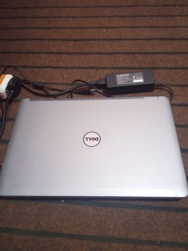 Dell latetude E6540 10by10 condition All okay condition 0