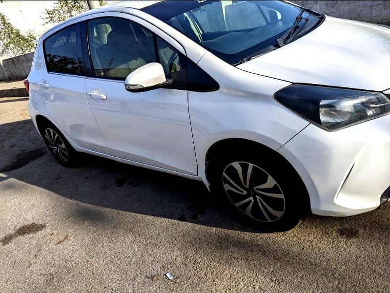 Toyota Vitz 2015 2