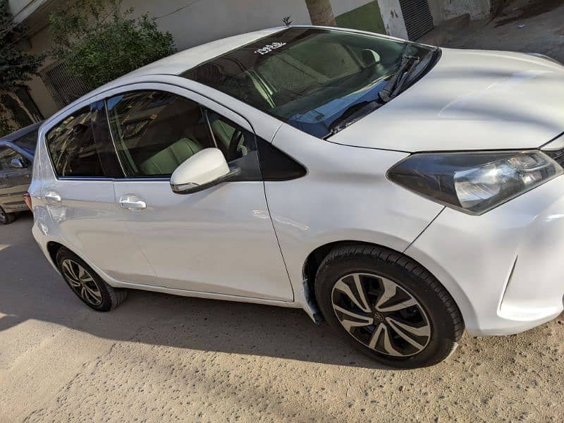 Toyota Vitz 2015 7