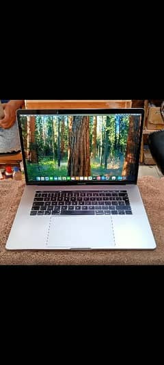 MacBook Pro 2018 Core i7 / i9 16GB / 32GB 256GB / 512GB 15 Inch A1990