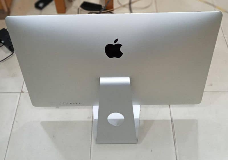 iMac Retina 5K 27" 2020 Core i5 & i7 with 4GB & 8GB Graphic Card 14