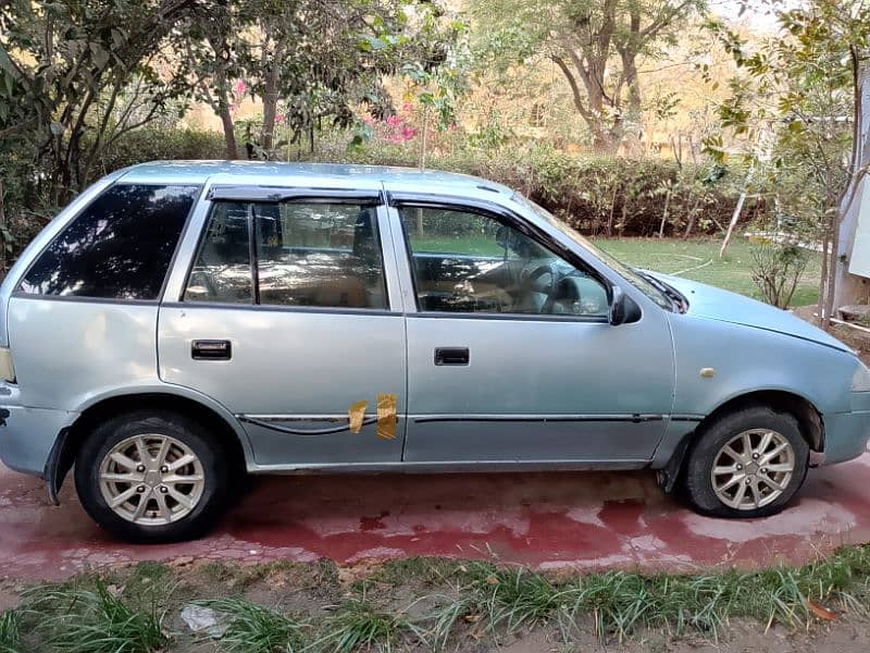 Suzuki Cultus VXL 2005 only 690 power steering power window 9