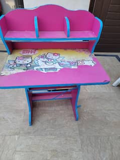 Kids study table