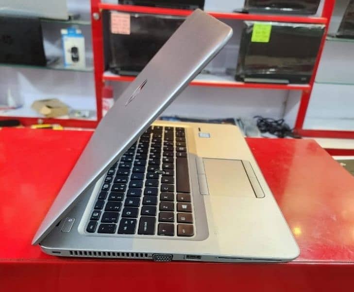 *HP Elitebook(840) G3*  Core i5, 6th Gen 3