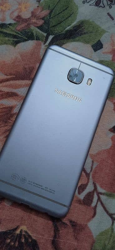 Samsung Galaxy C5 (2016)  4gb | 32gb 2