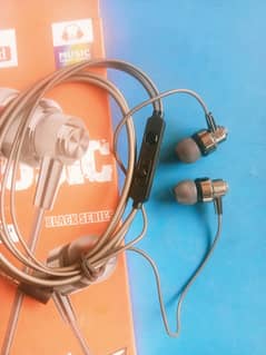 NT Gold Music Handfree Wholesale 100 Piece