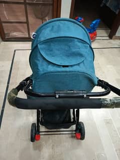 Foldable baby pram