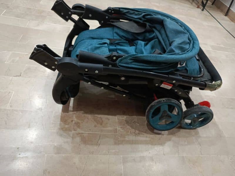 Foldable baby pram 5