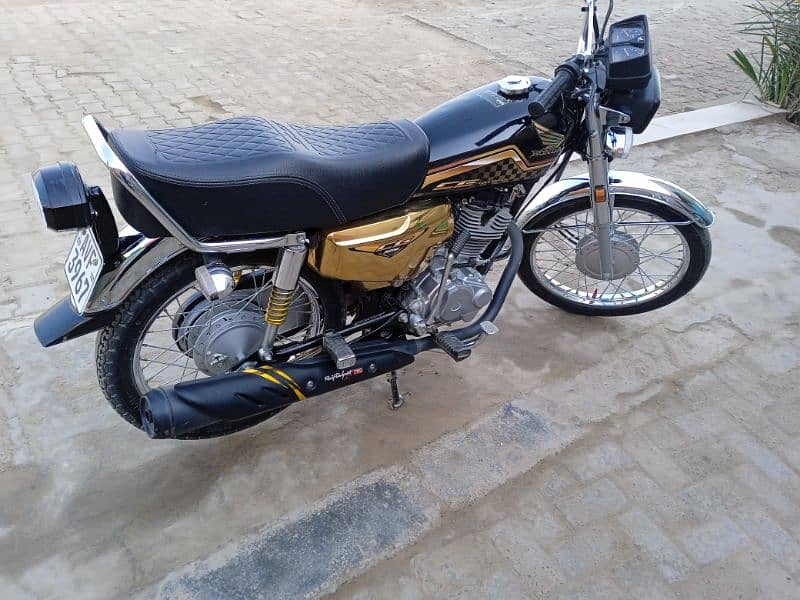 Honda 125CG Golden Edition Self Start Okara cantt Location 3