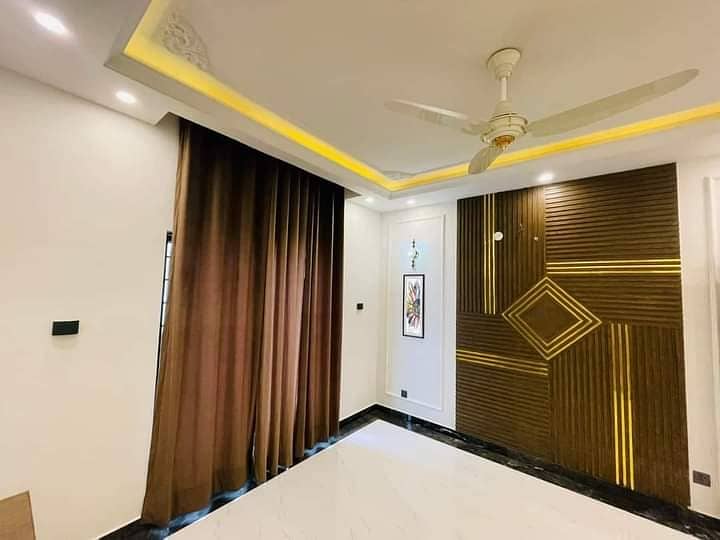 1 kinal like a new beautiful upper portion for rent 11