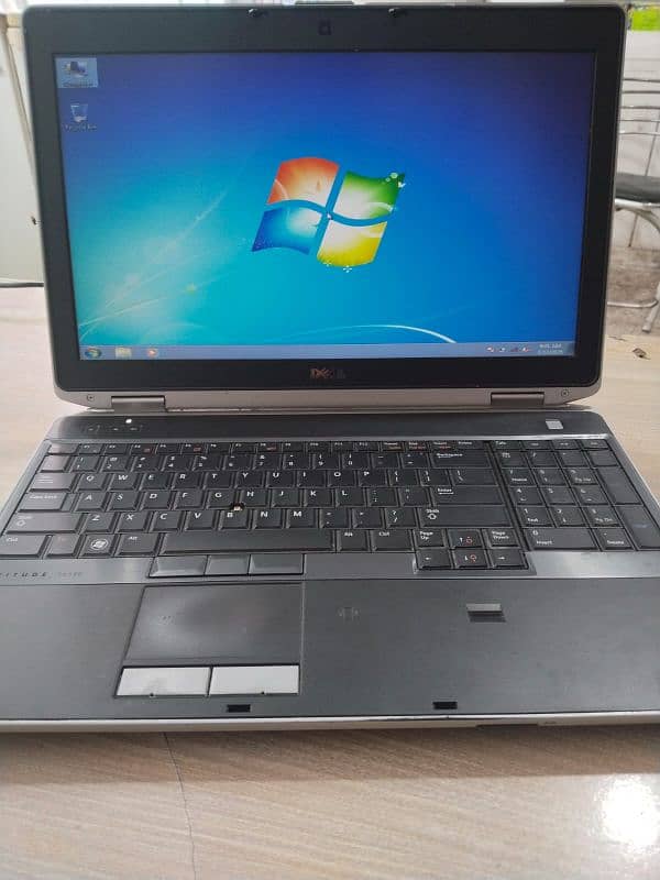 Dell latitude E6530 7