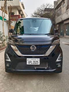 Nissan Roox 2021