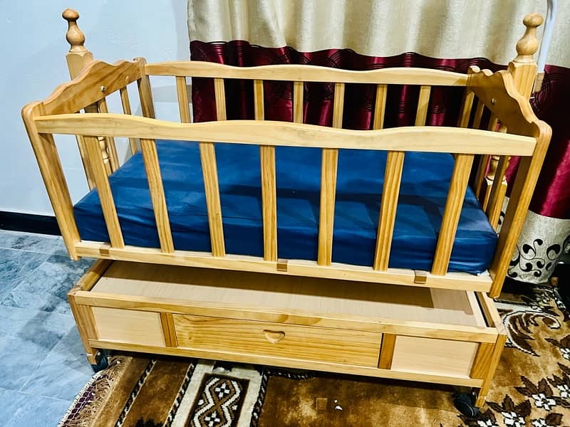 Baby wooden cot with swing 3