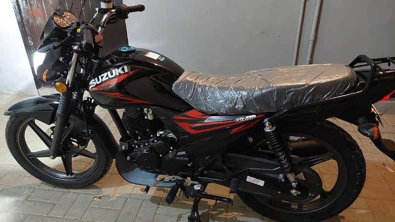 SUZUKI GR 150 IN BRAND NEW CONDITION 4