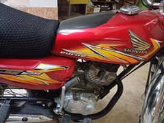 Honda CG 125 bhot pyari bike hai 1st owner