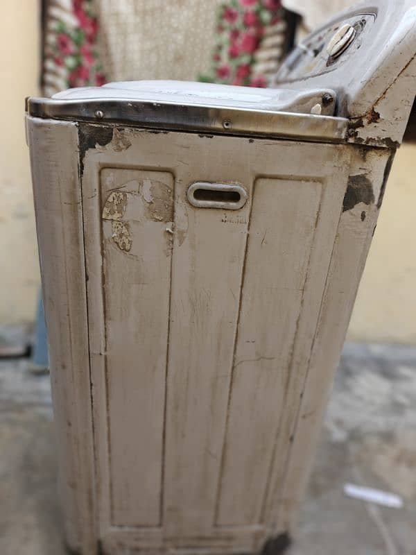 Used Washing Machine for Sale – Working Condition 3