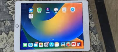 Ipad 8 Gen 32 GB for sale