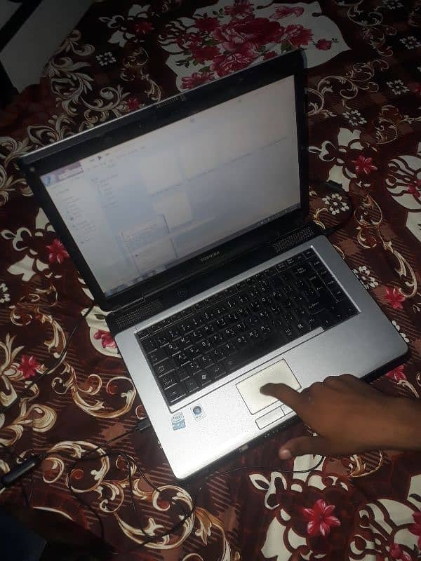 Toshiba Laptop For Sale 2gb 256gb 1