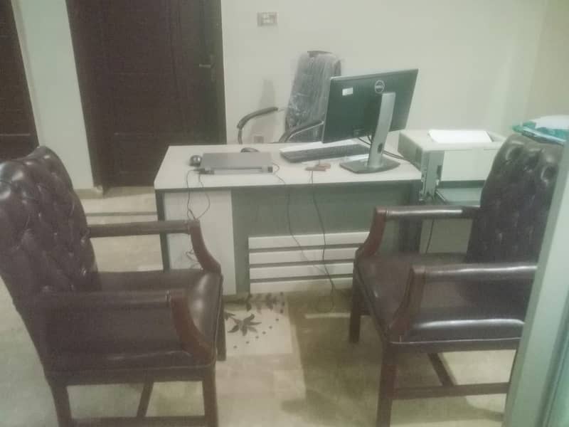 Office Furniture Bilkul New hai just 3 month used hai 2