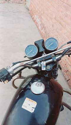 Suzuki GS 150