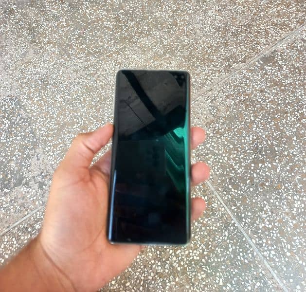 Samsung Galaxy S10 Plus ( 8Gb + 128Gb ) 2