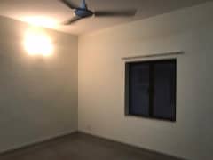 10-Marla Facing Park 03 Bedroom House Available For Sale In Askari-9, Lahore Cantt