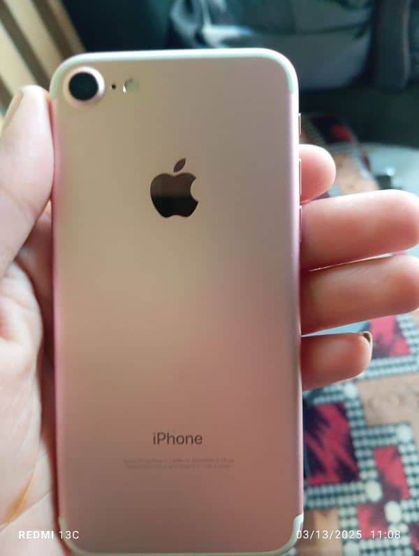 iphone 7 32gb non pta 77 health on service finger ok lush condition 0