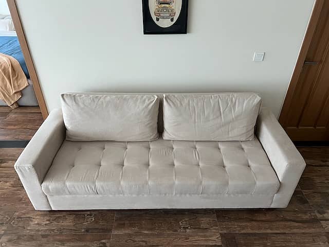 Modern 3 Seater Sofa - Perfect Condition 6