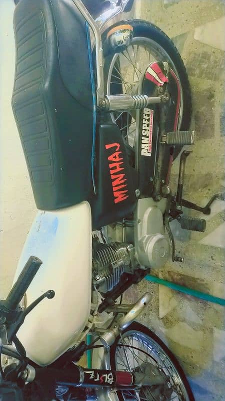 part's orejnel amazing condition Honda 125 2007model Peshawar namber 2