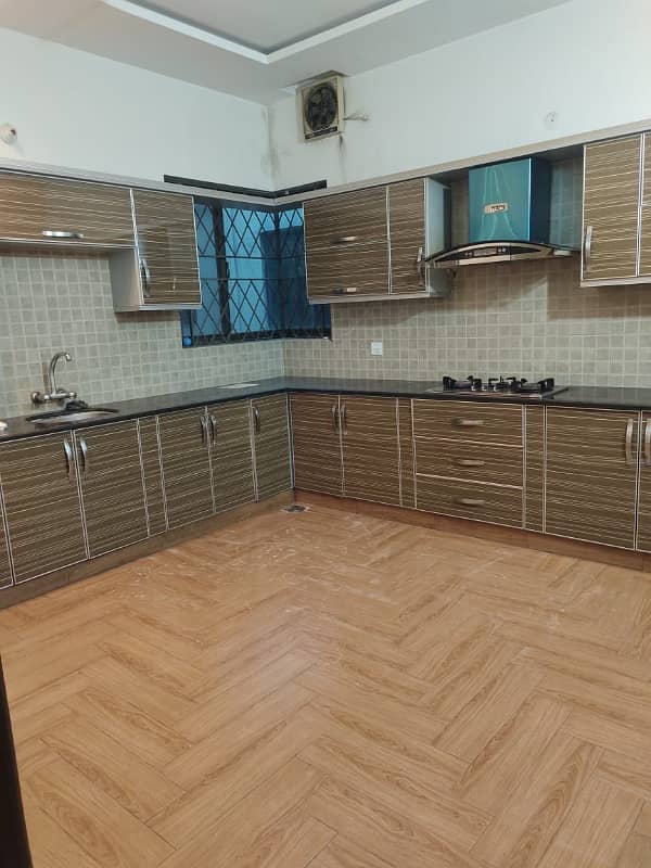 1 Kanal Upper Portion For Rent G3 Johar Town Lahore 5