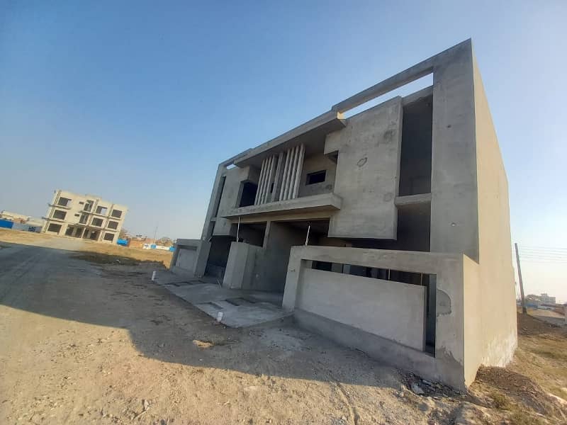 Grey Structure 5 Marla House For sale In Central Park - Block B Lahore 1