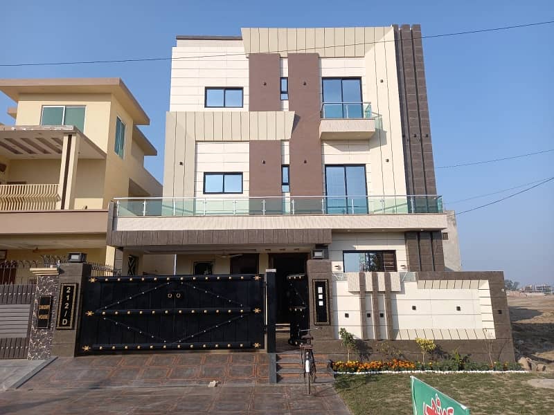 Grey Structure 5 Marla House For sale In Central Park - Block B Lahore 12