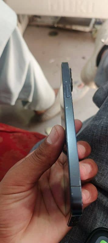 12 pro max 128gb 86bh air leak but all orignal factory unlock 1