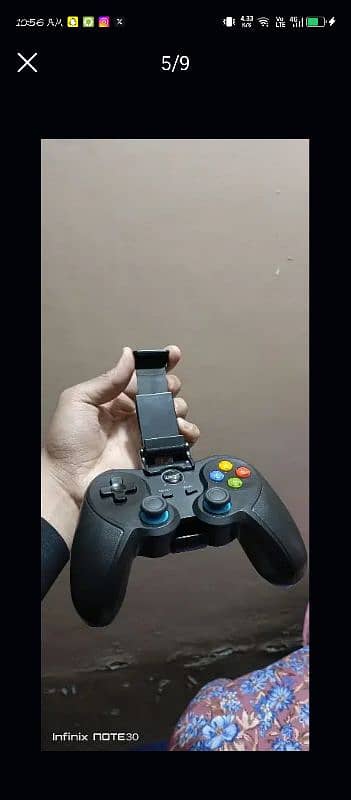 MOBILE GAMING CONTROLLER 2