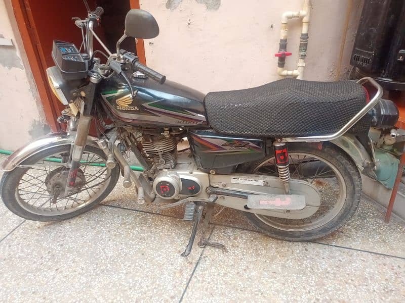 Honda CG 125 6