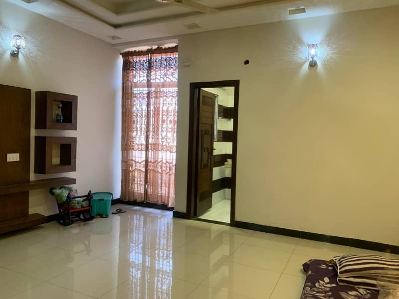 Stunning and affordable House available for sale in Johar Town Phase 1 - Block F 2