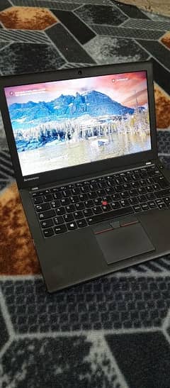 Lenovo Thinkpad 5th gen laptop for sale, best for online working