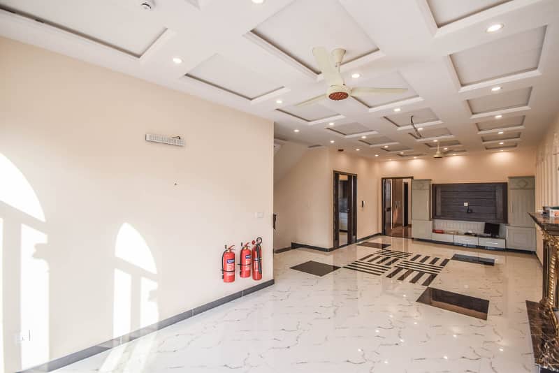 8 Marla Modern Design Spacious House for Sale in DHA Lahore 26