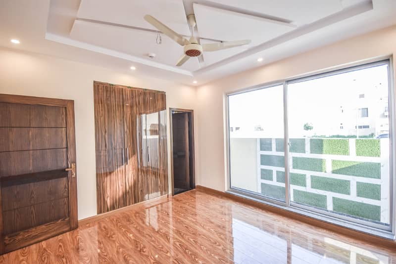 8 Marla Modern Design Spacious House for Sale in DHA Lahore 30