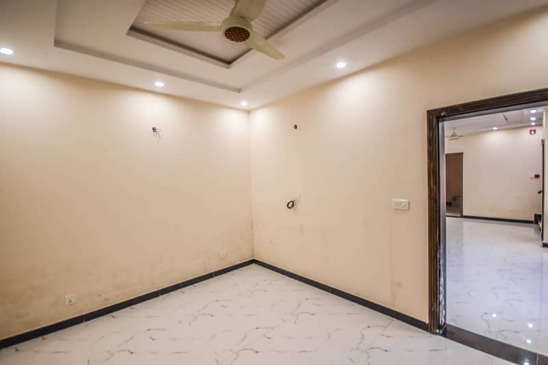 8 Marla Modern Design Spacious House for Sale in DHA Lahore 41