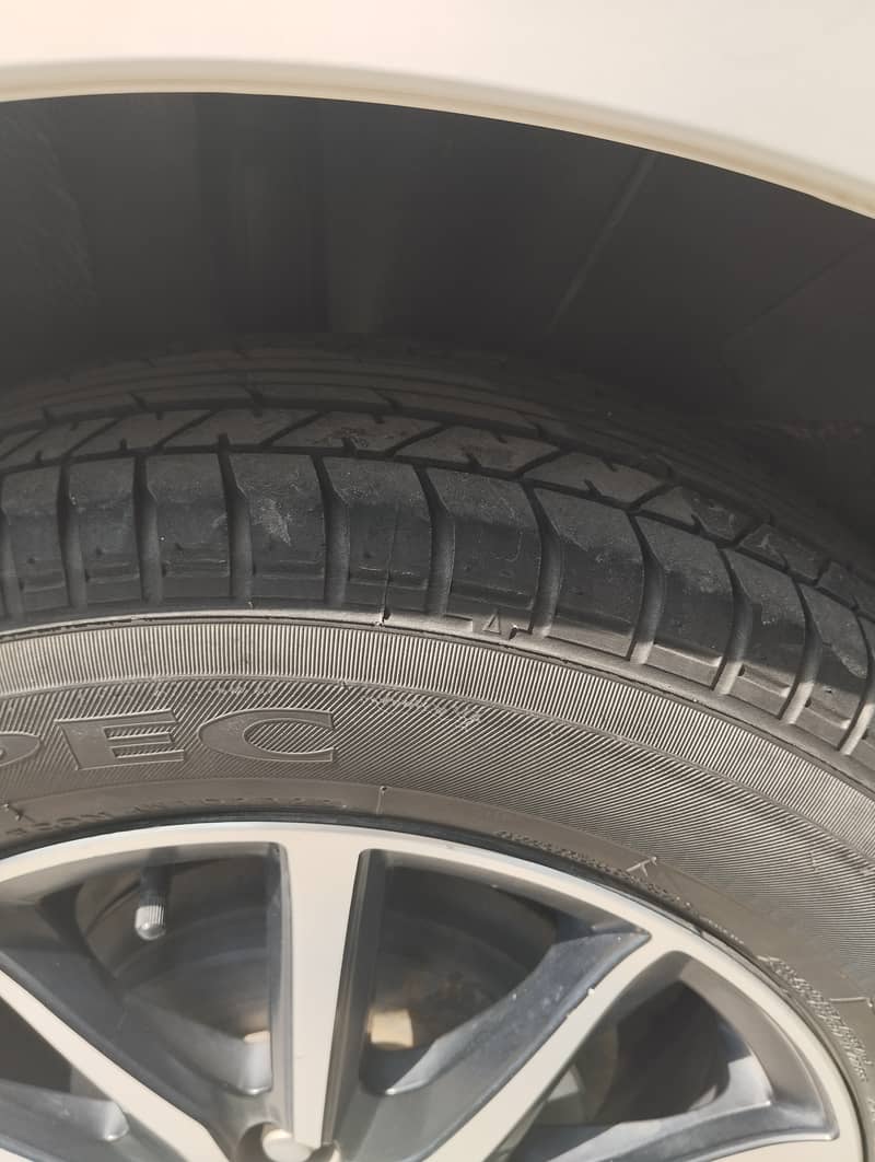 YOKOHAMA TYRES 195/65 R15 for sale 4