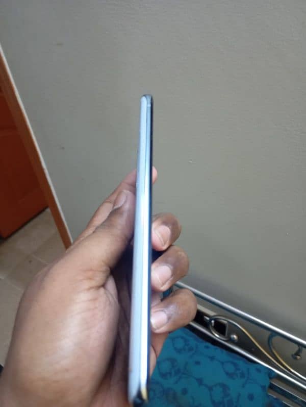 Samsung S20 Plus Official PTA Approved 4