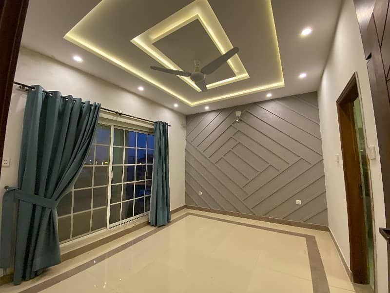 Brand New Designer House for Rent 0