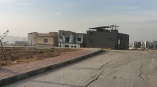 TIOP HEIGHT LOCATION PLOT IN BAHRIA TOWN PHASE 8 RAWALPINDI